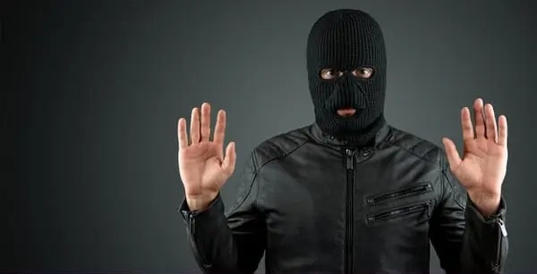 دزد دستگیر شده