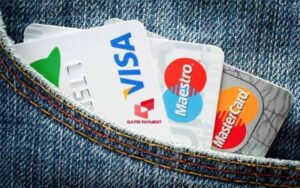 ویزا کارت بهتر است یا مستر کارت